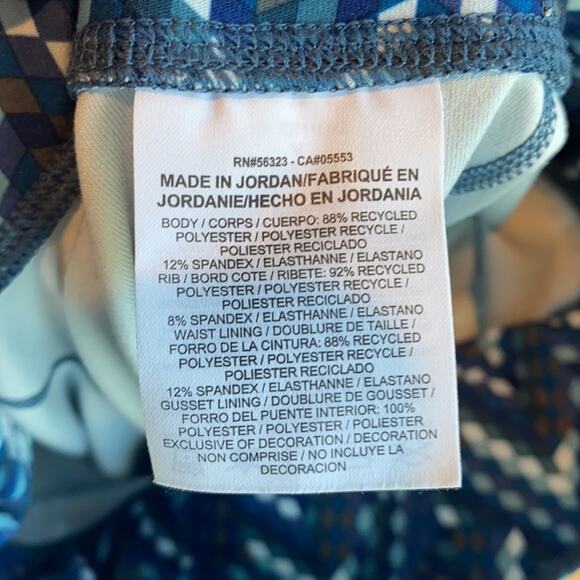 Nike Power Legend Cube Print Training Capri Tight - Picture 7 of 13